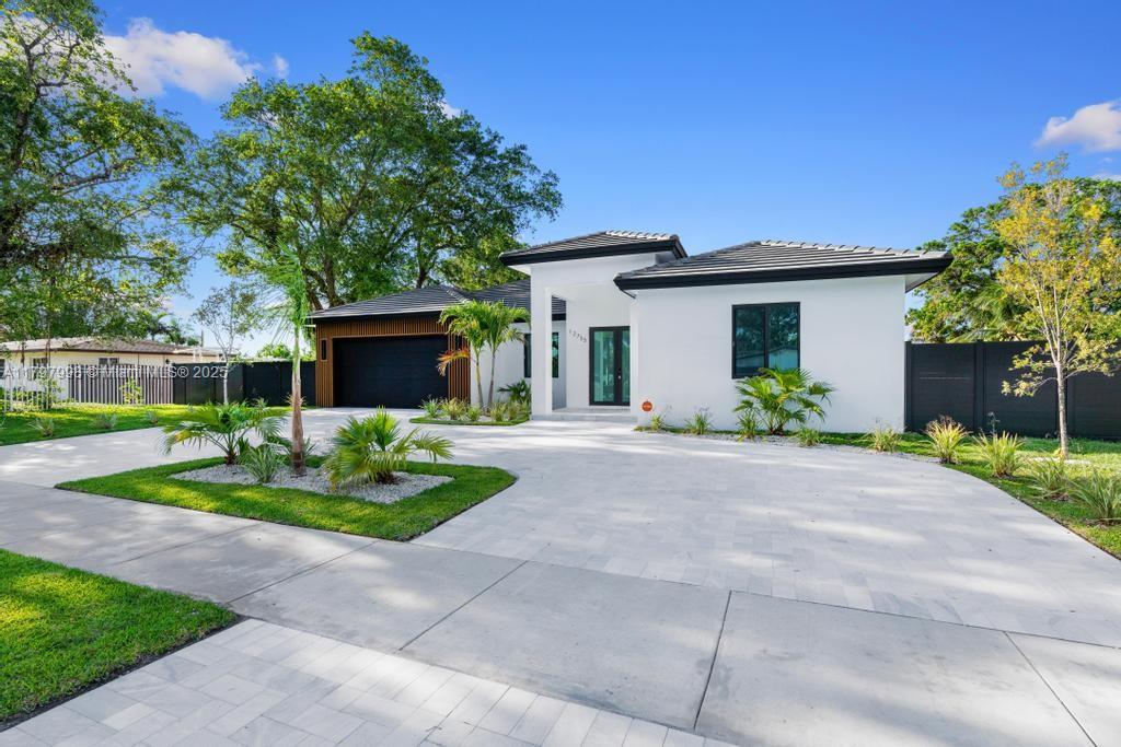 12755 SW 193rd Ter