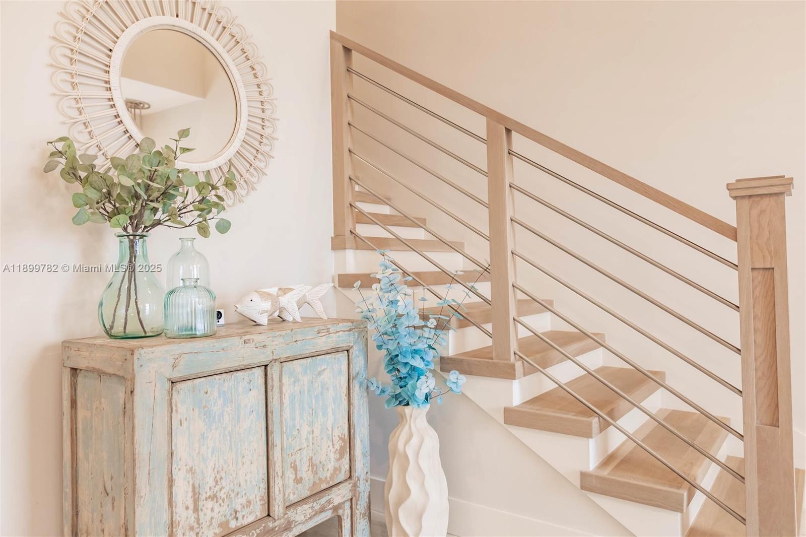 JUPITER KEY 2 - Residential Lease