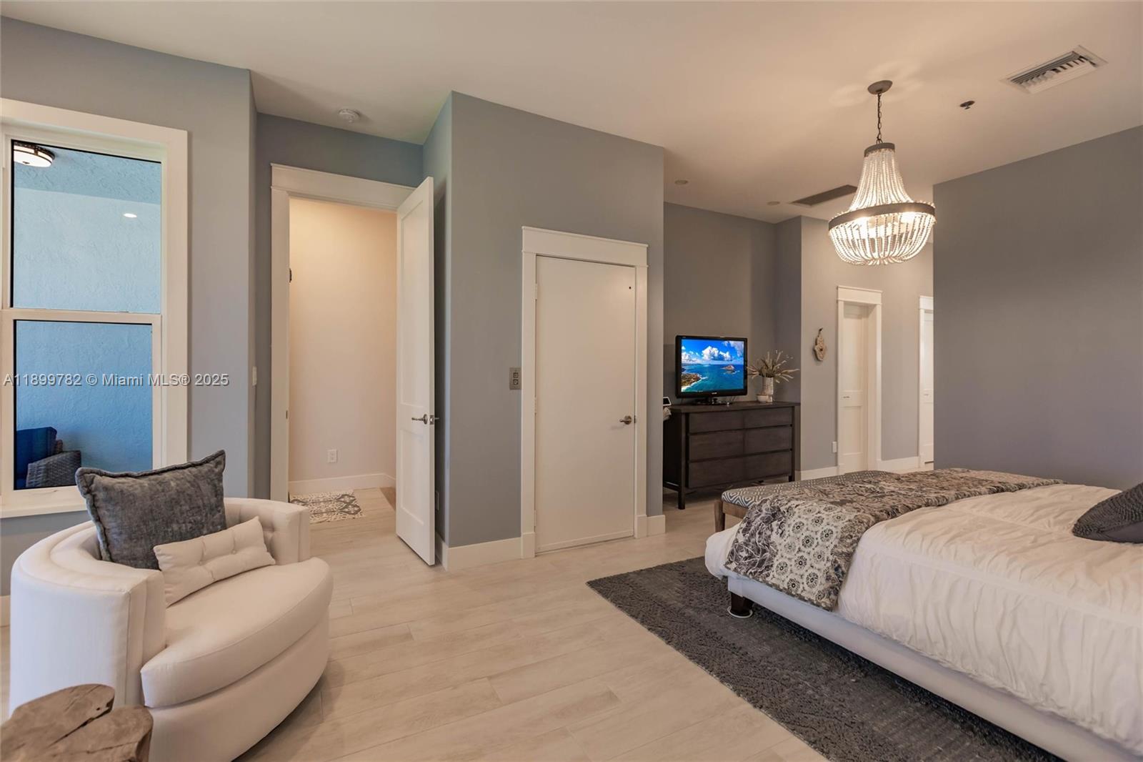 JUPITER KEY 2 - Residential Lease