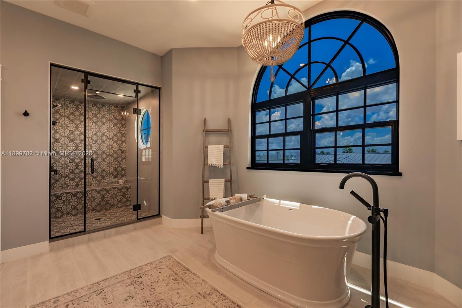 JUPITER KEY 2 - Residential Lease