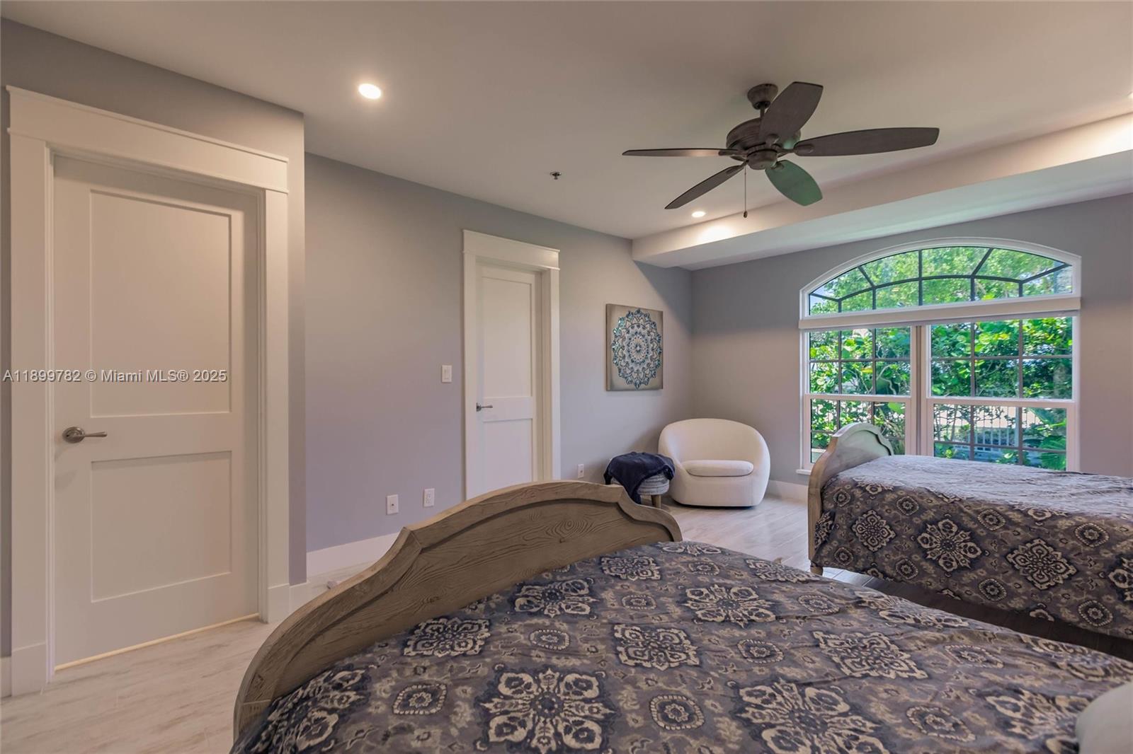 JUPITER KEY 2 - Residential Lease