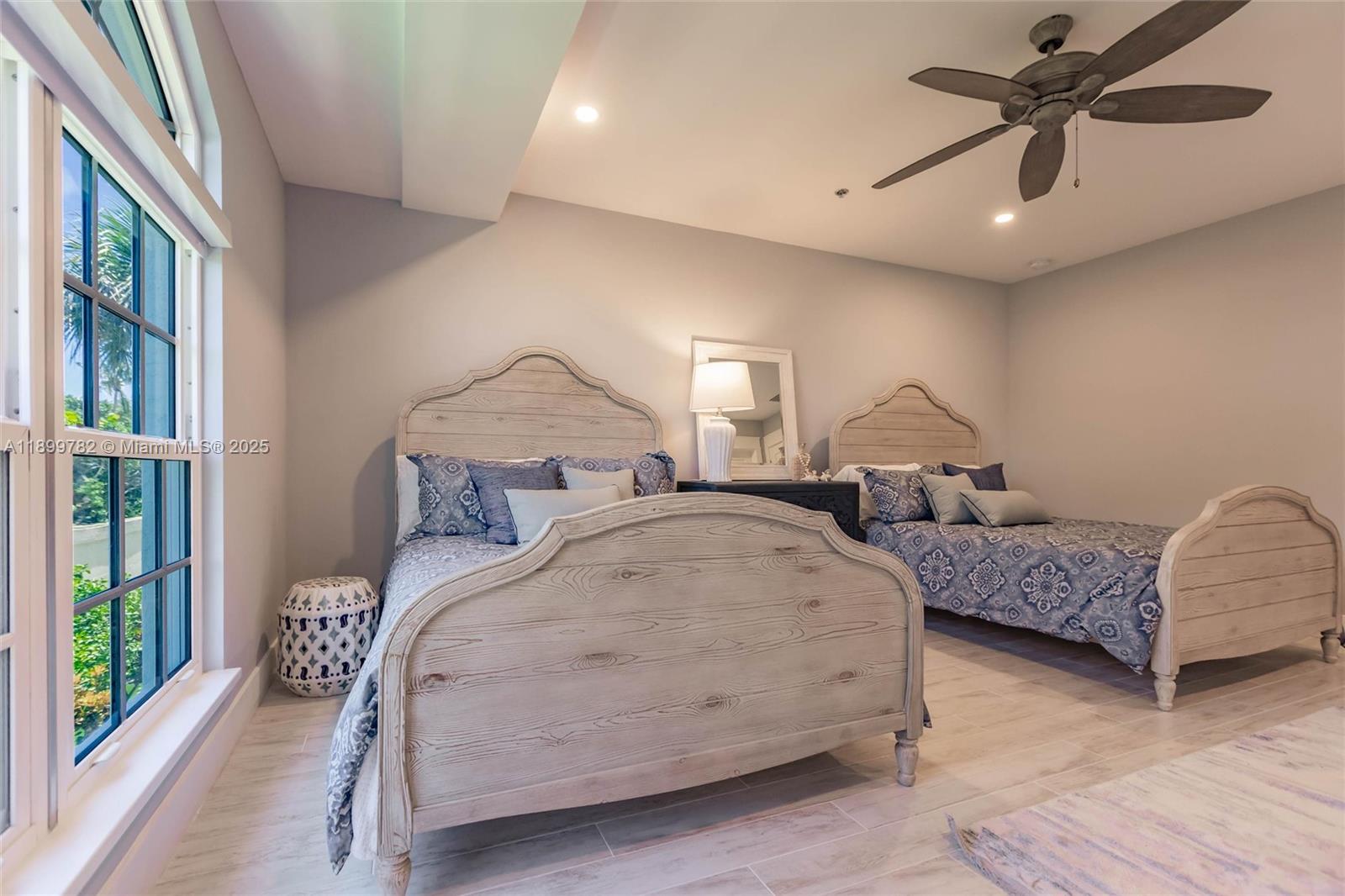 JUPITER KEY 2 - Residential Lease