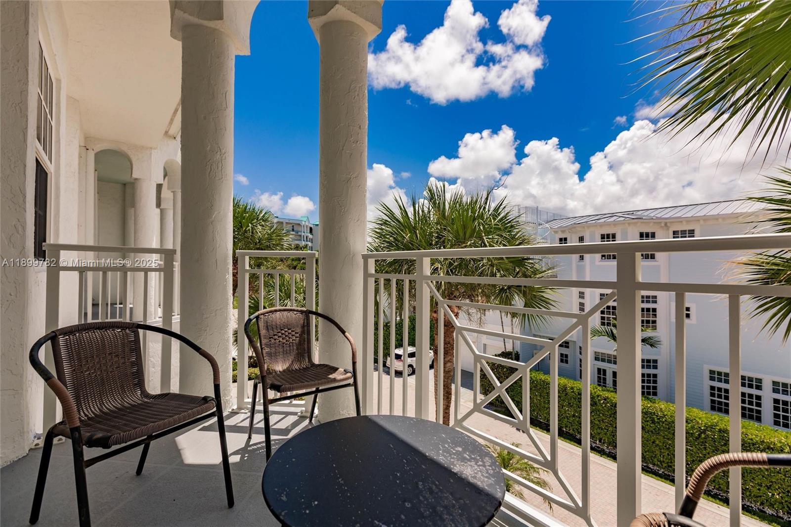 JUPITER KEY 2 - Residential Lease