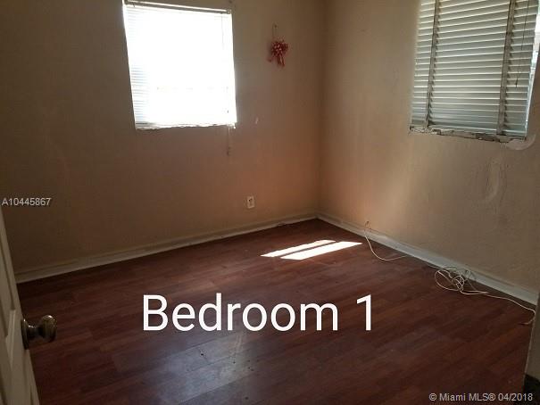 COLLIER MANOR 2ND ADD - Residential