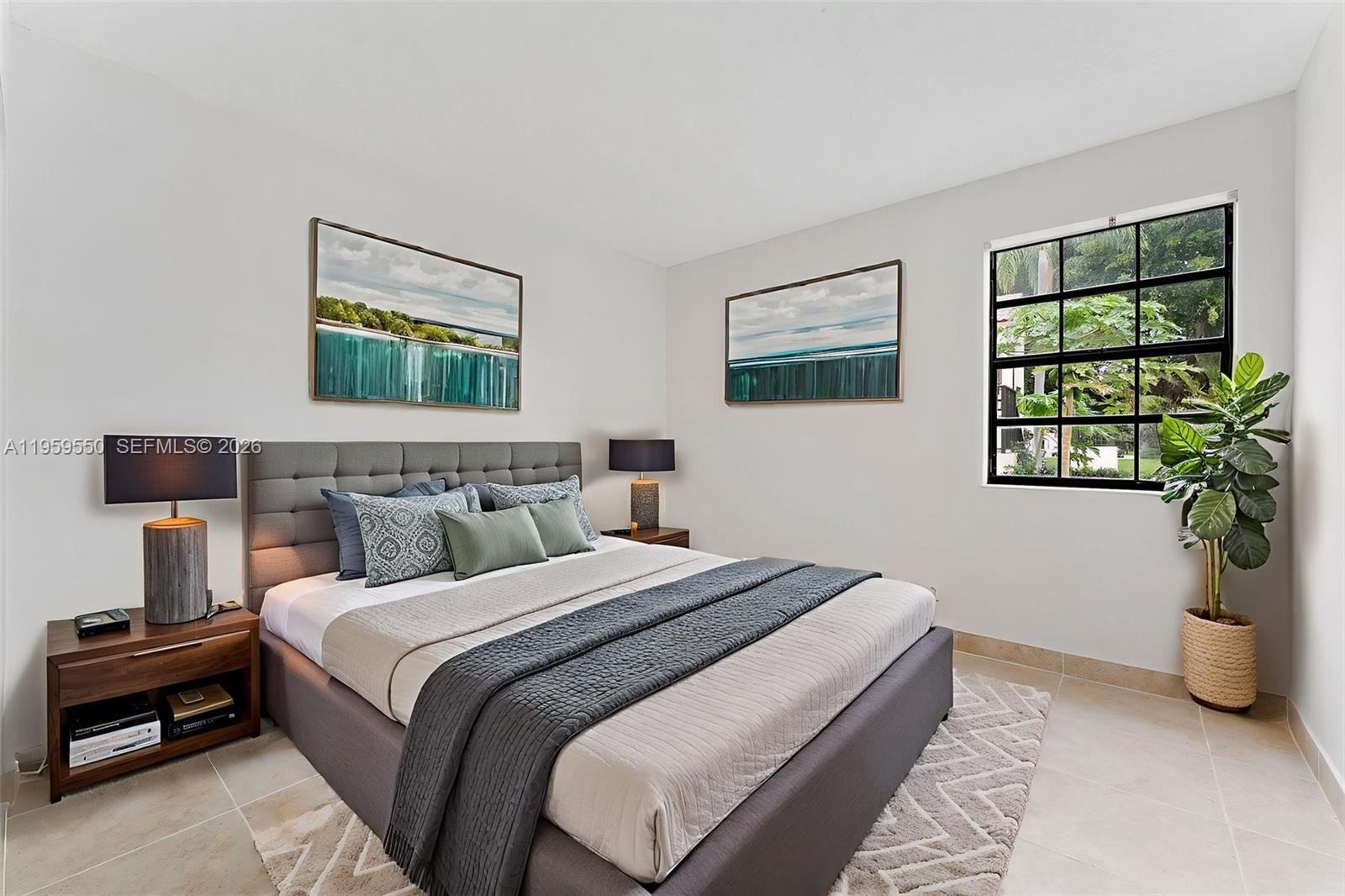 LAKE WINDWOOD CONDO - Residential