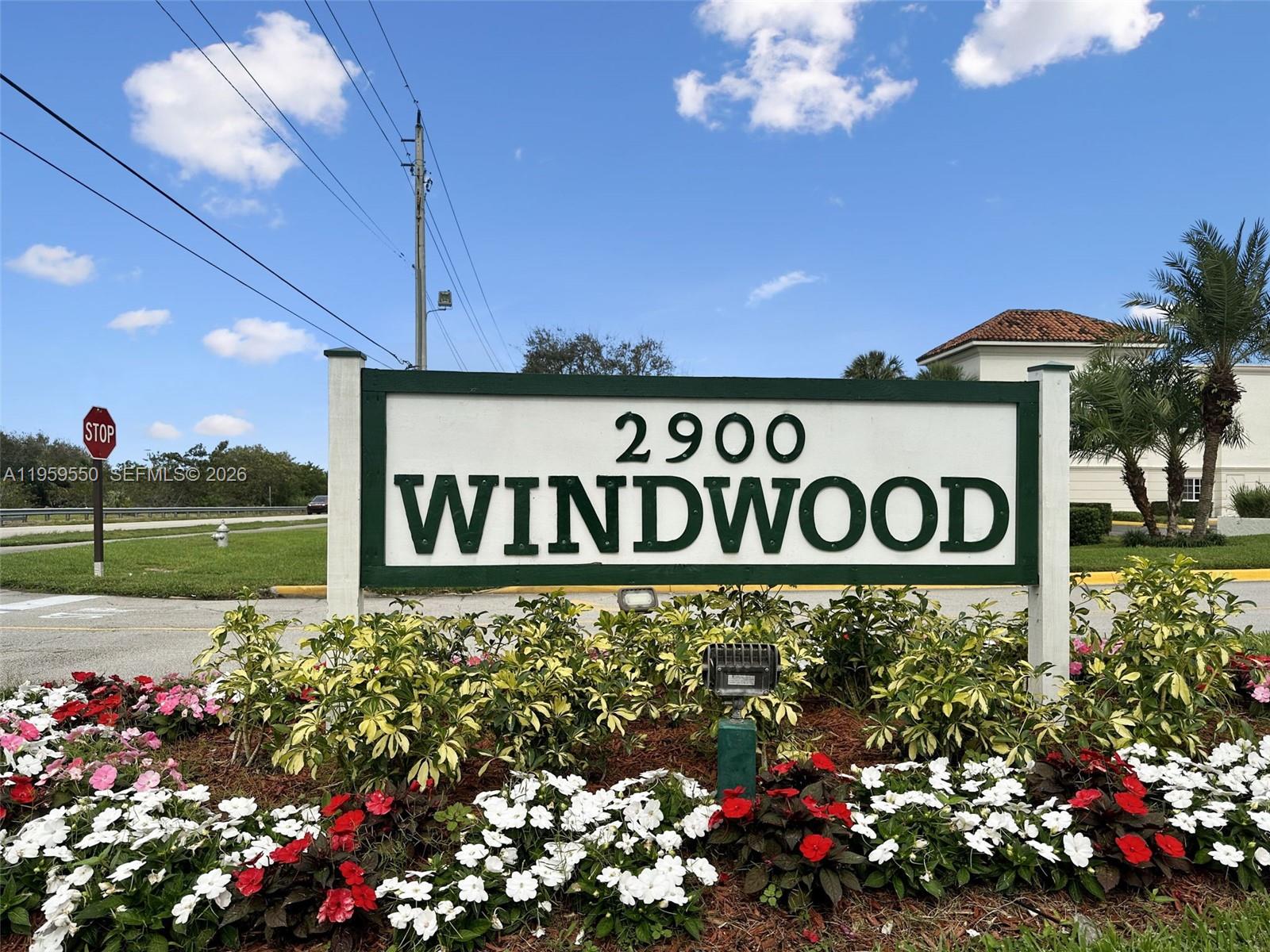 LAKE WINDWOOD CONDO - Residential