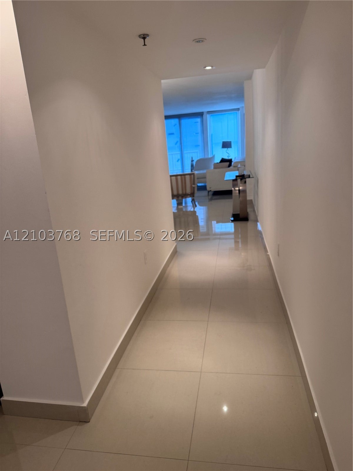 9341 Collins Ave 902