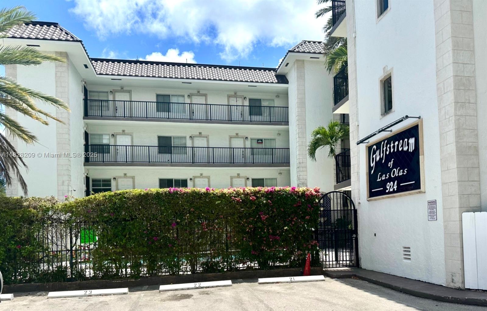 GULFSTREAM CONDO OF LAS OL - Residential
