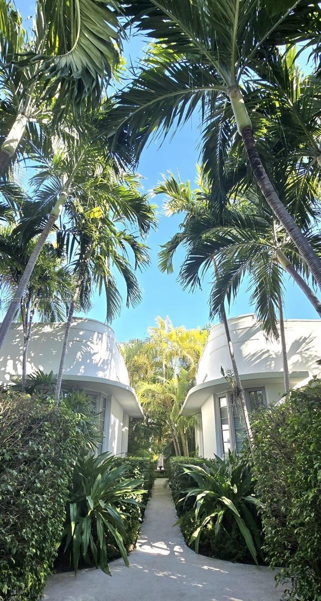 MANGROVE HOUSE CONDO - Residential