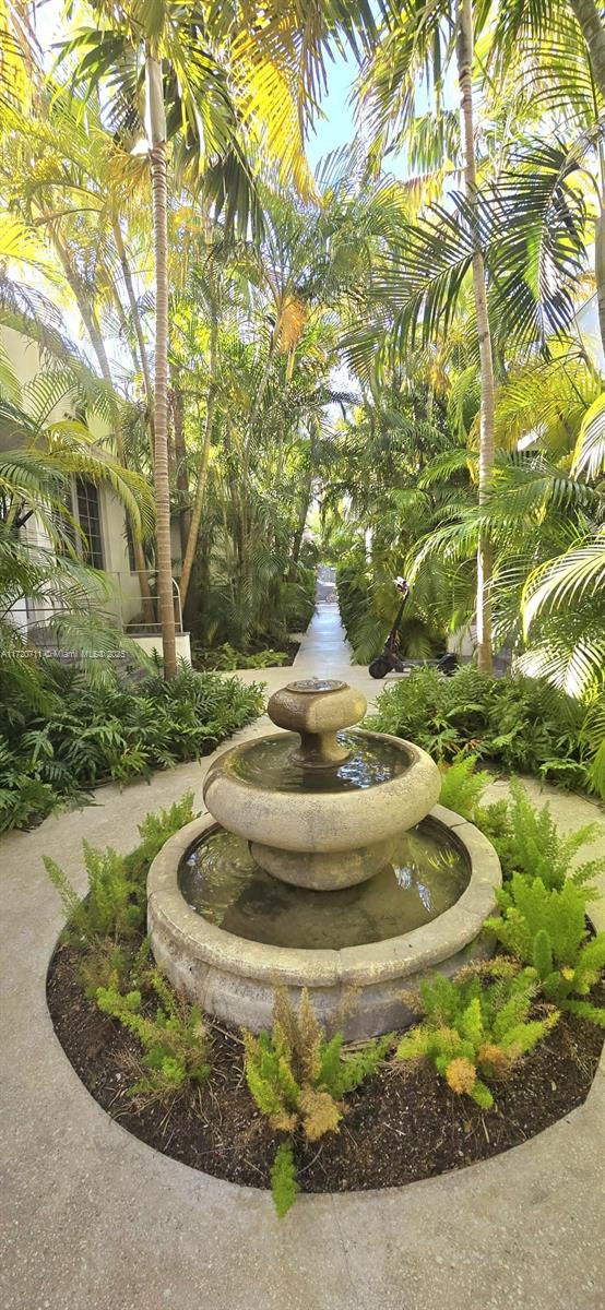 MANGROVE HOUSE CONDO - Residential