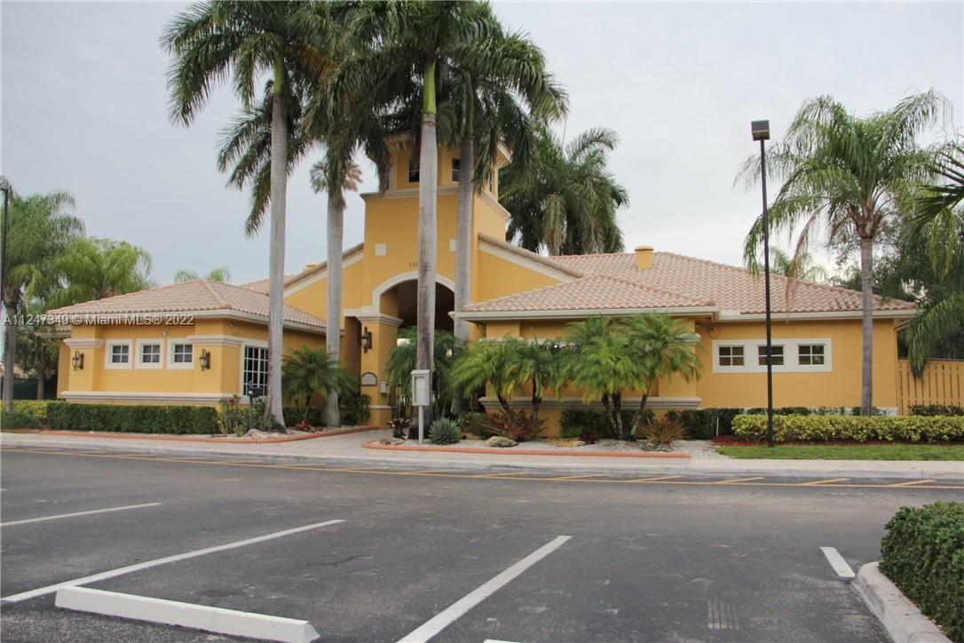 BANYAN BAY CONDO PH 11 - Residential