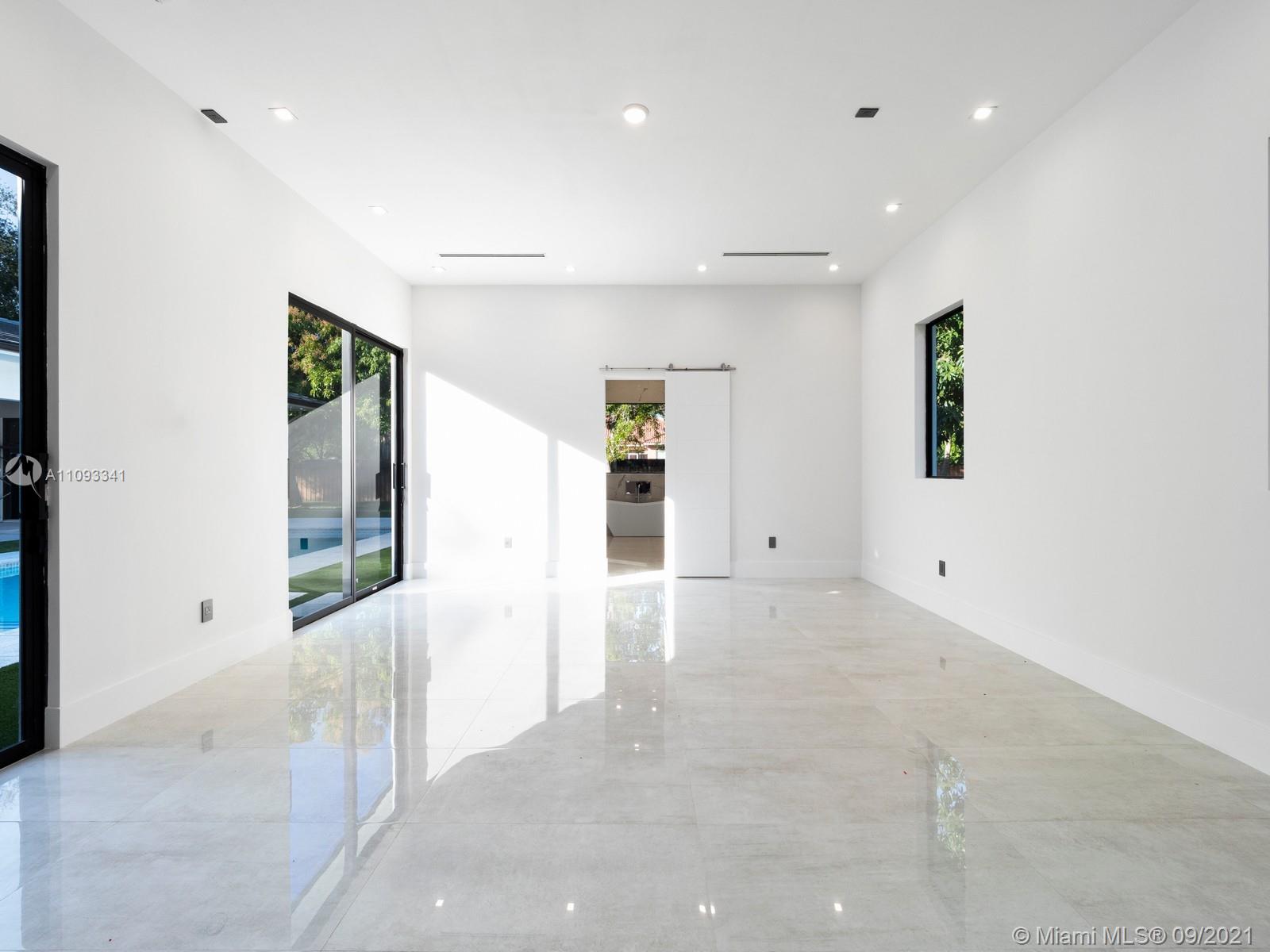 SUNILAND ESTATES 1ST ADDN - Residential