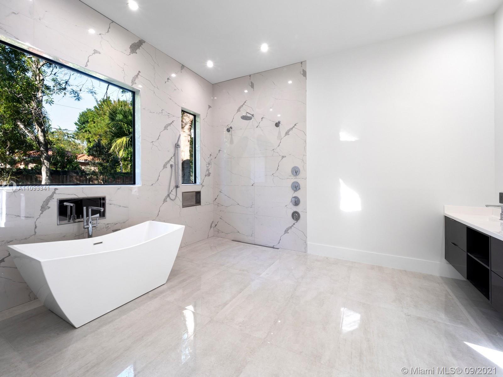 SUNILAND ESTATES 1ST ADDN - Residential