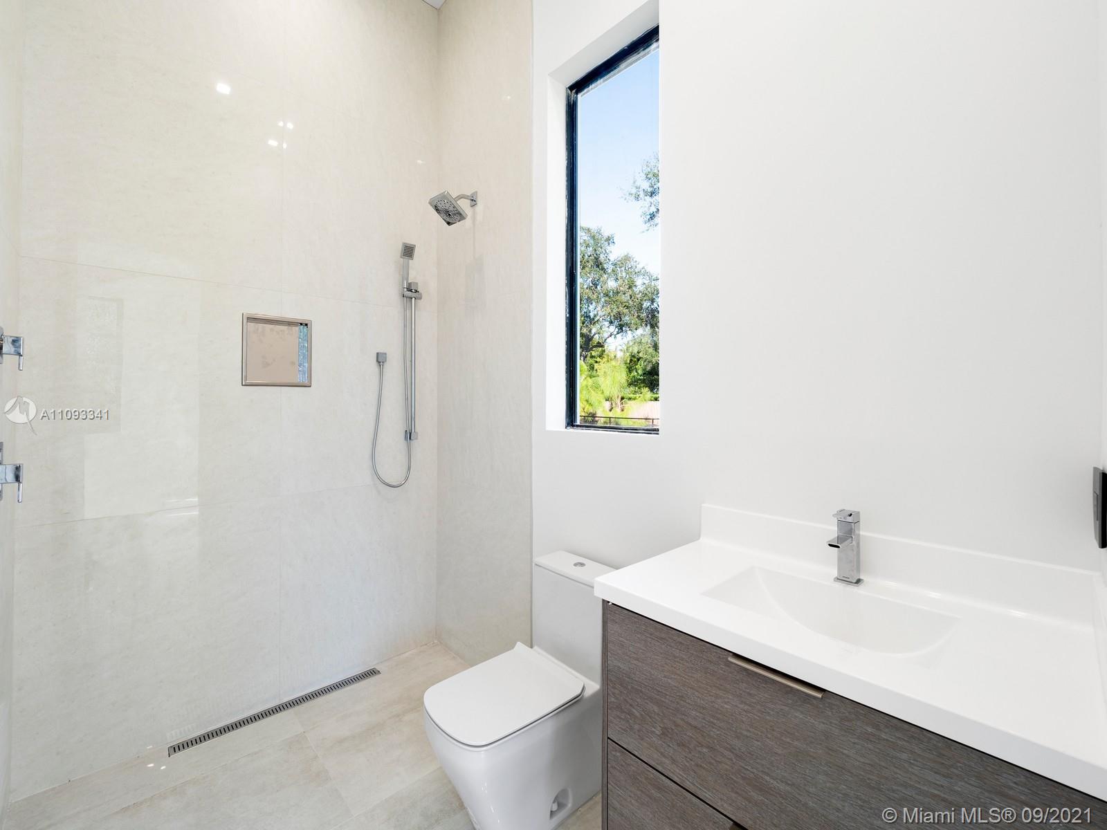 SUNILAND ESTATES 1ST ADDN - Residential