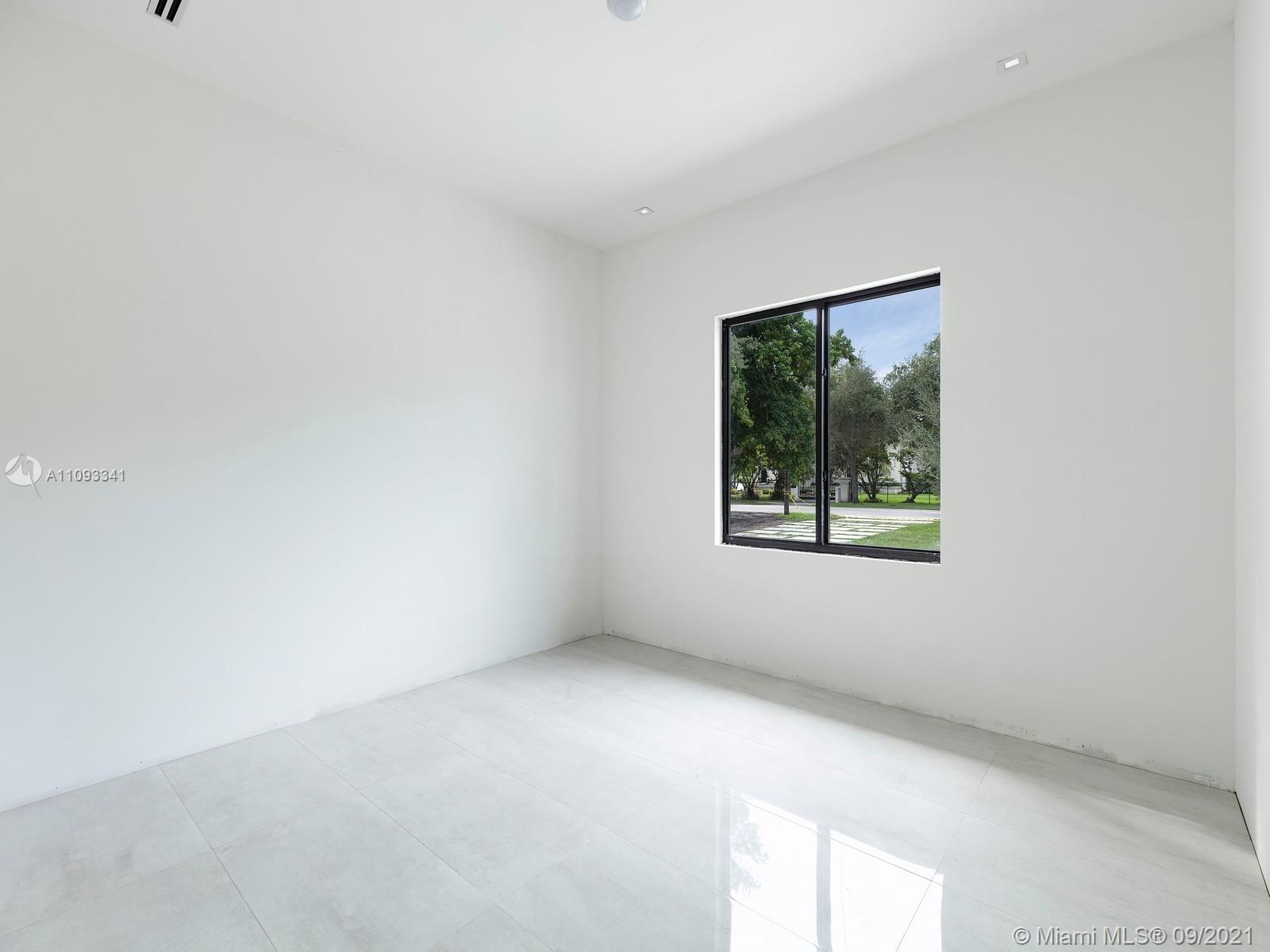 SUNILAND ESTATES 1ST ADDN - Residential