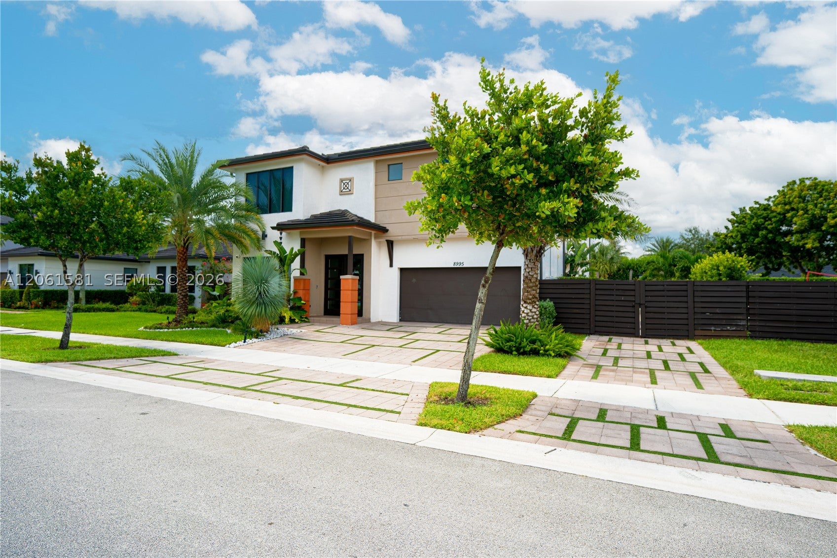 8995 NW 161st Ter