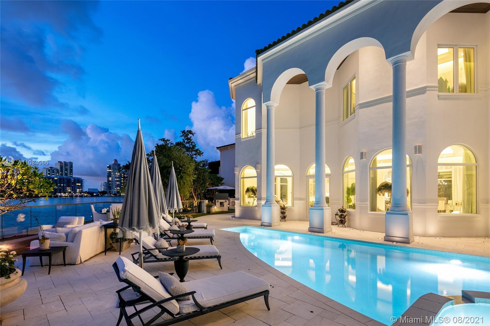 ISLAND ESTATES - Residential