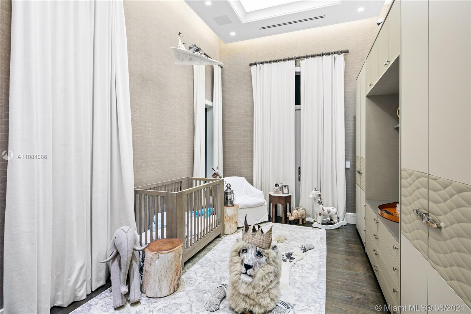 ISLAND ESTATES - Residential