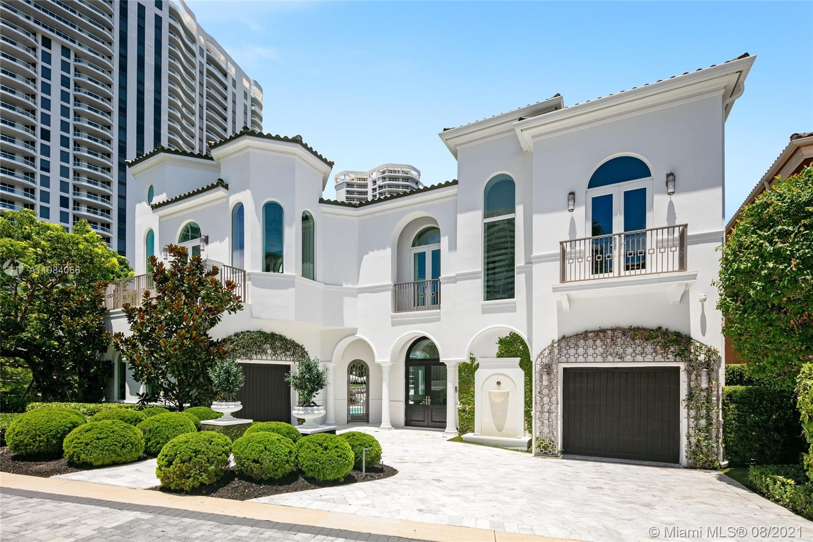 ISLAND ESTATES - Residential