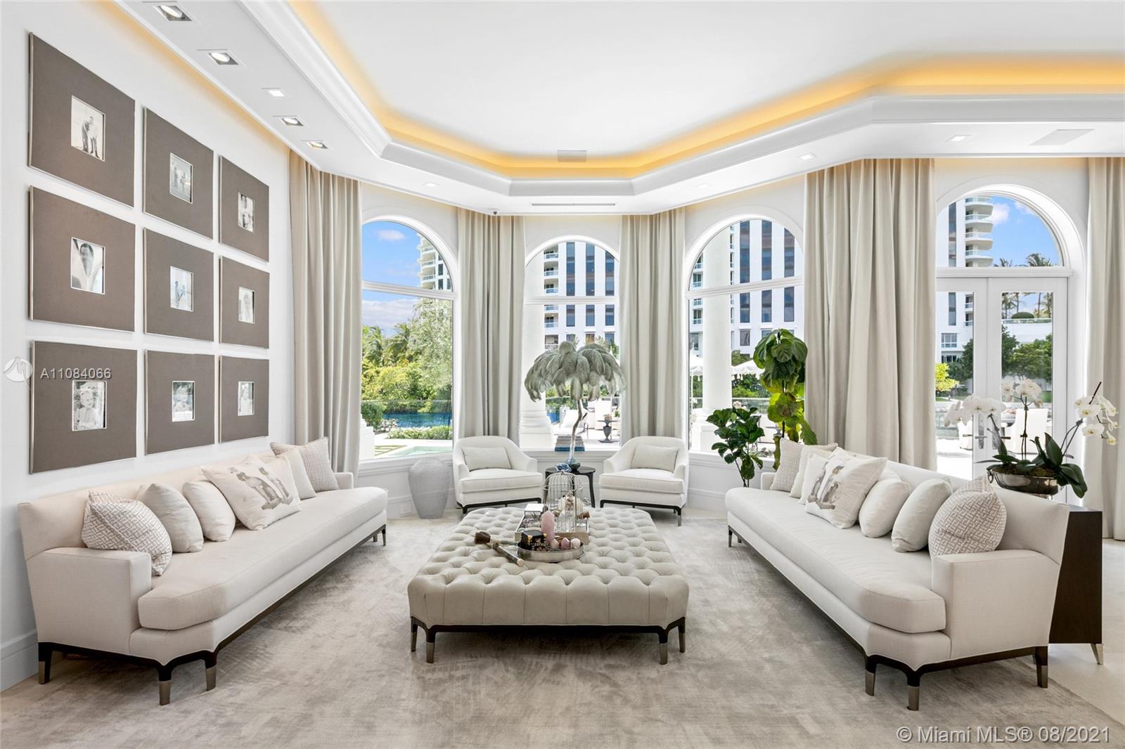 ISLAND ESTATES - Residential