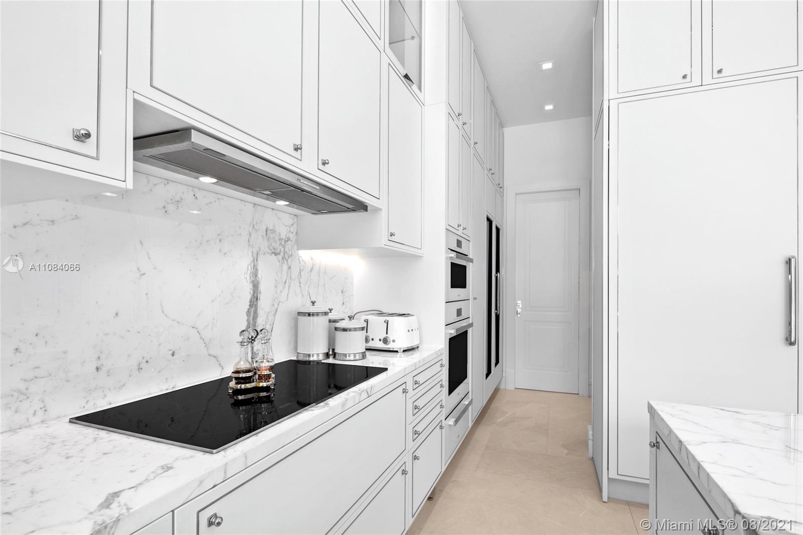 ISLAND ESTATES - Residential