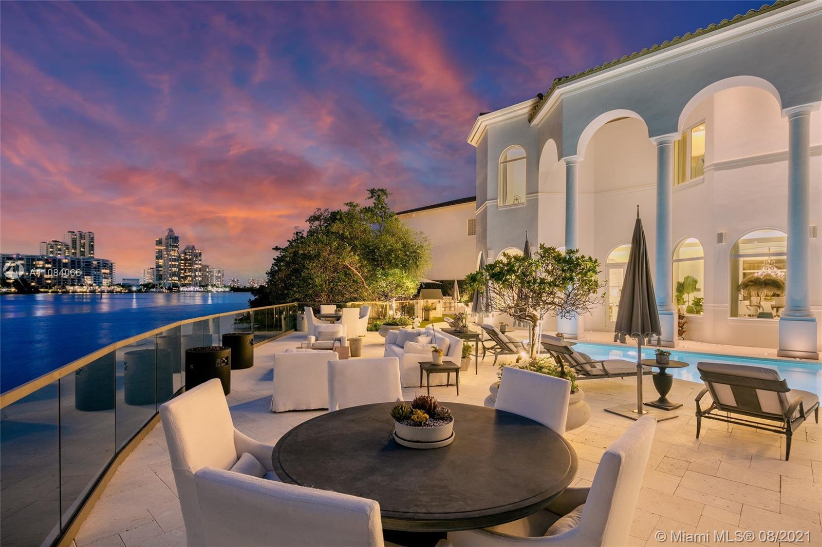 ISLAND ESTATES - Residential