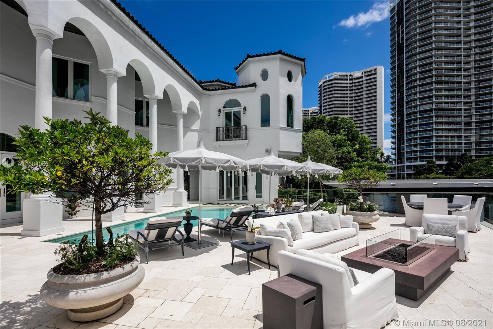 ISLAND ESTATES - Residential