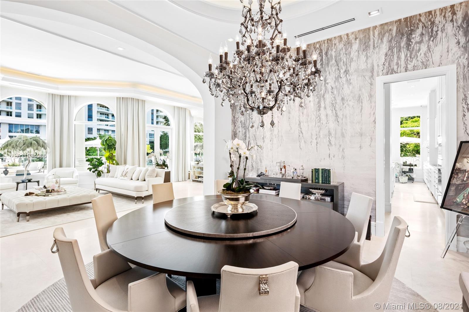 ISLAND ESTATES - Residential