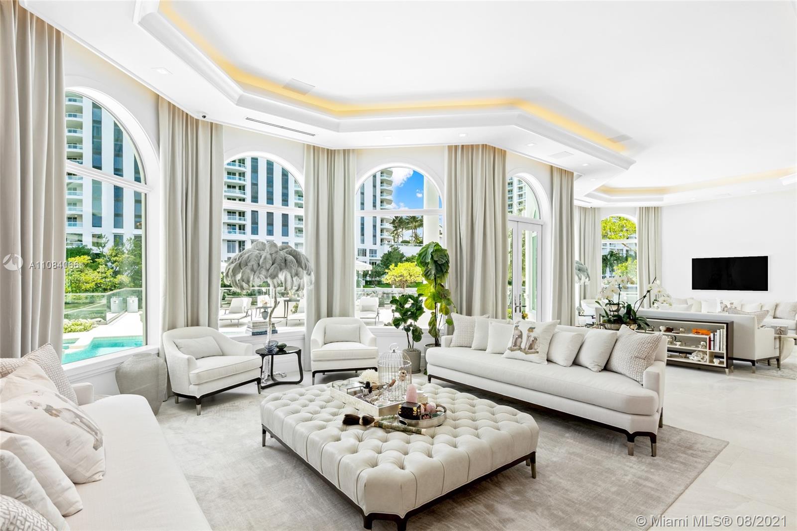 ISLAND ESTATES - Residential
