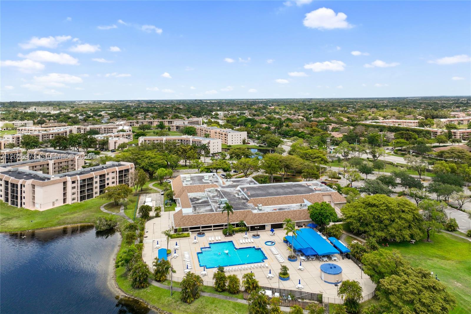 SUNRISE LAKES 220 CONDO - Residential