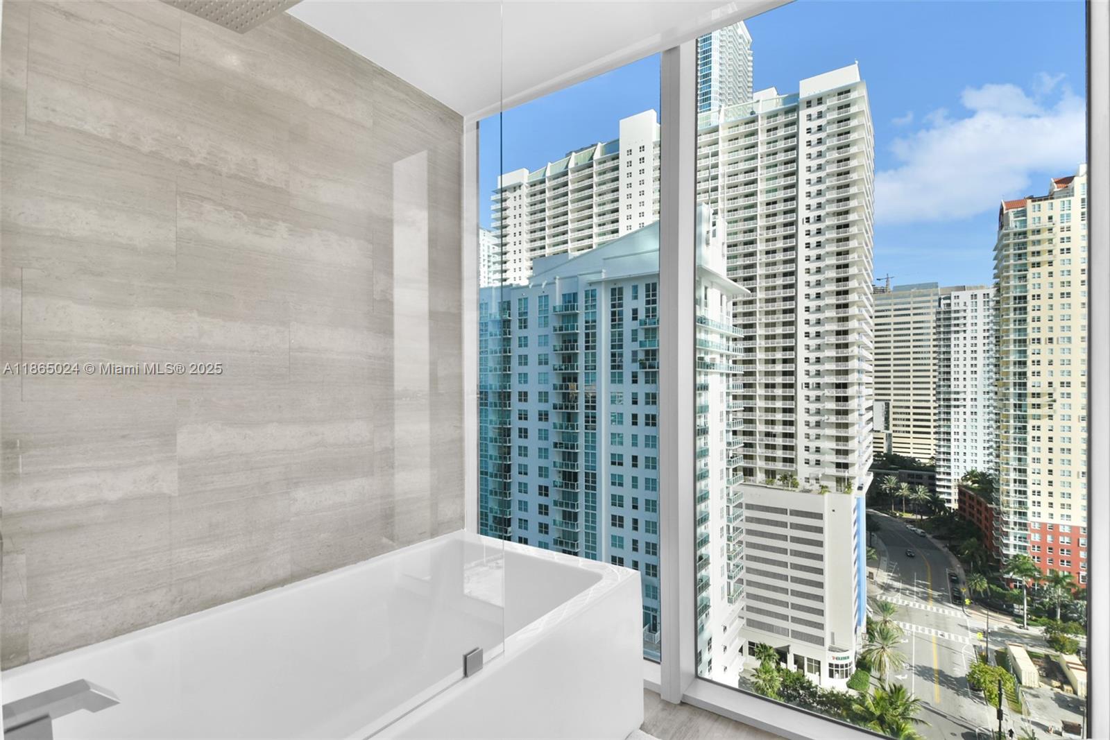 BRICKELLHOUSE CONDO - Residential Lease