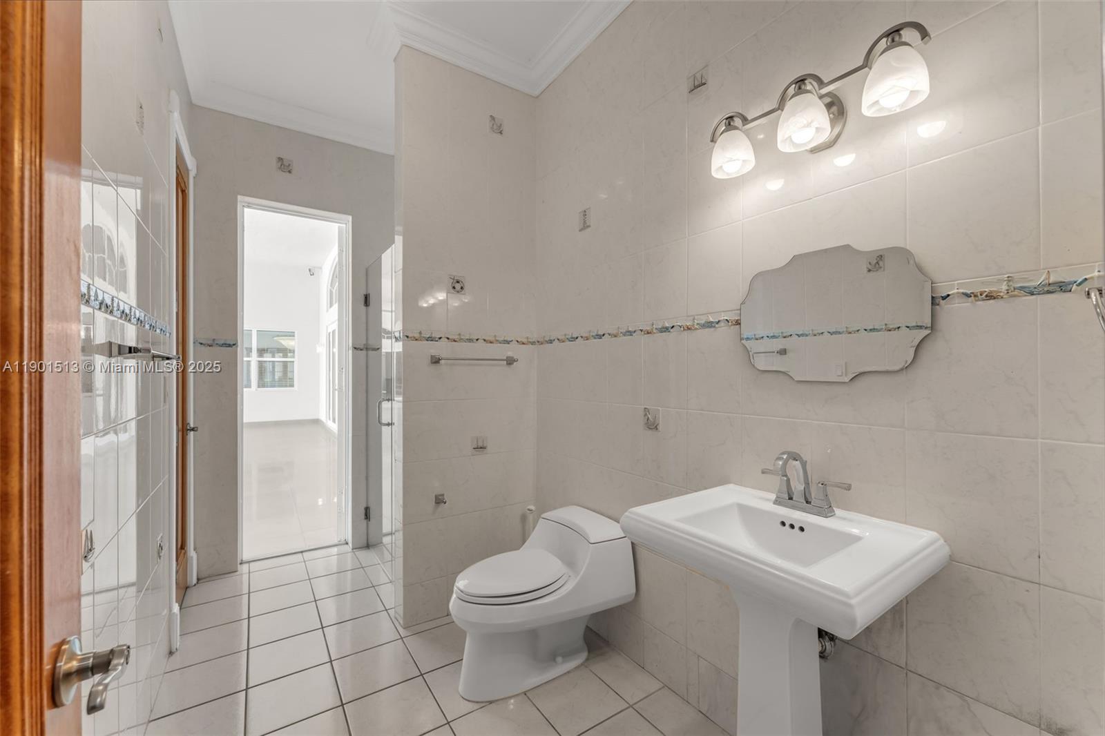 HI END GEN X ESTATE - Residential