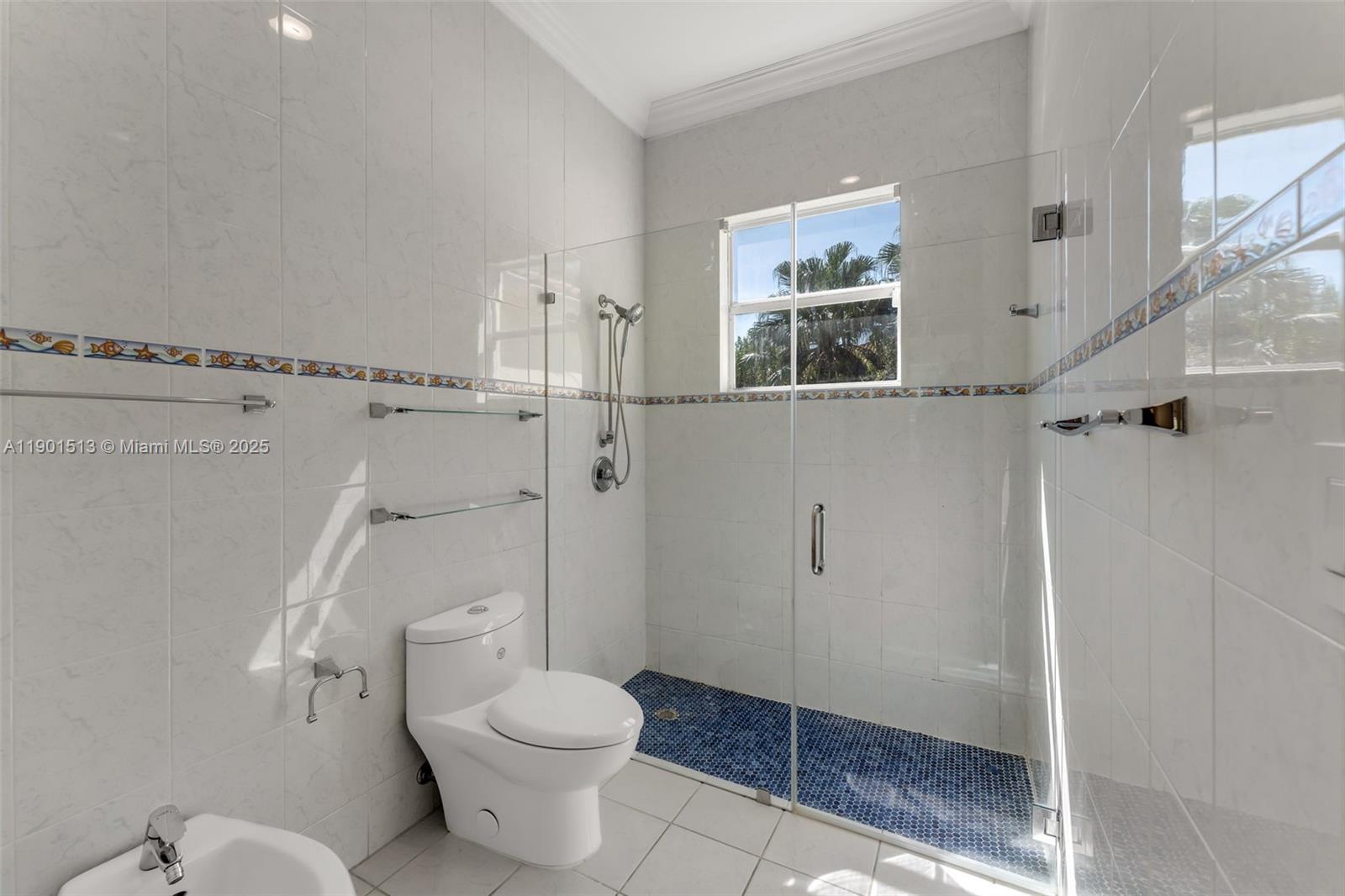 HI END GEN X ESTATE - Residential