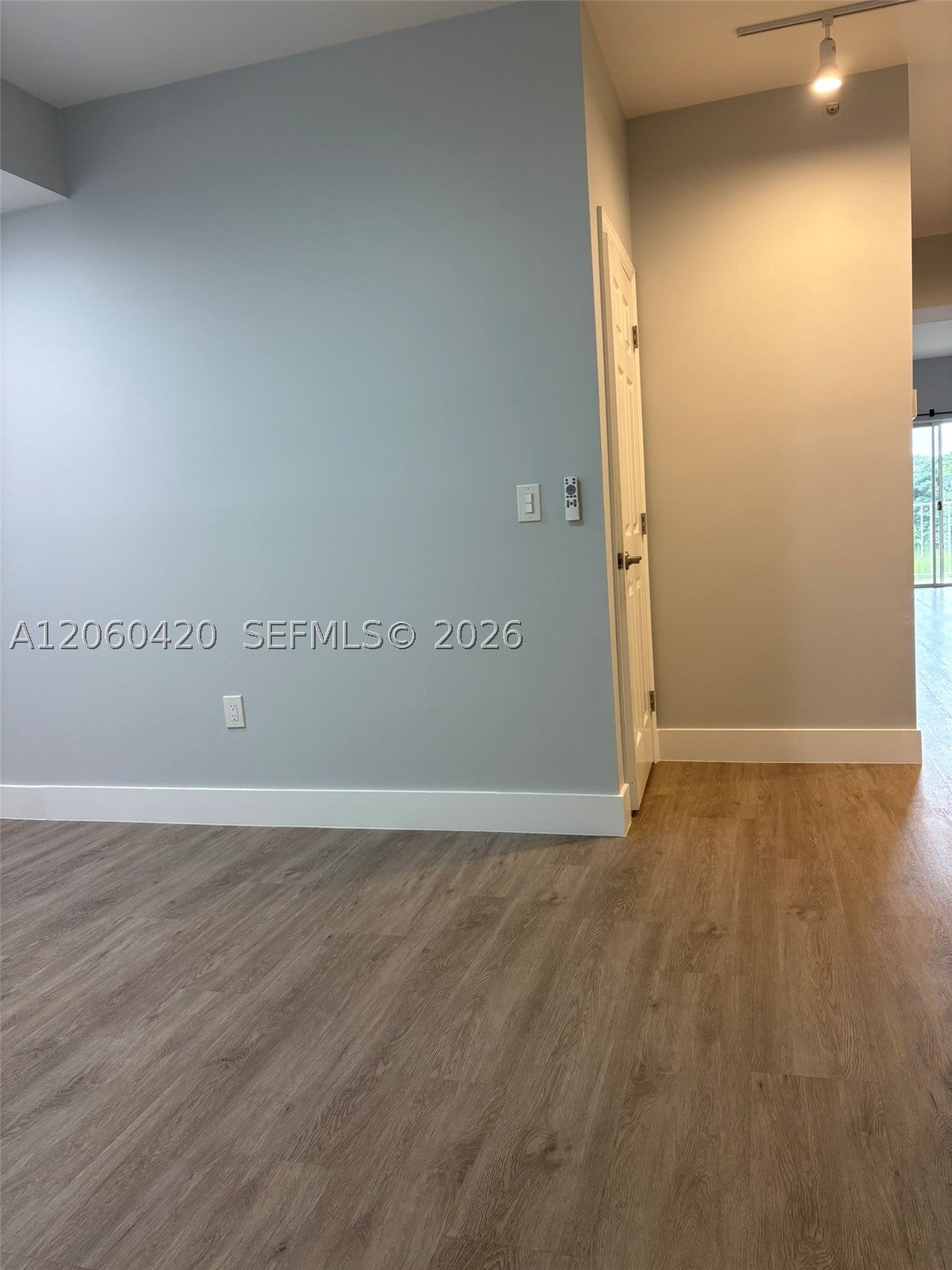 2100 Greenview Shores Blvd 513