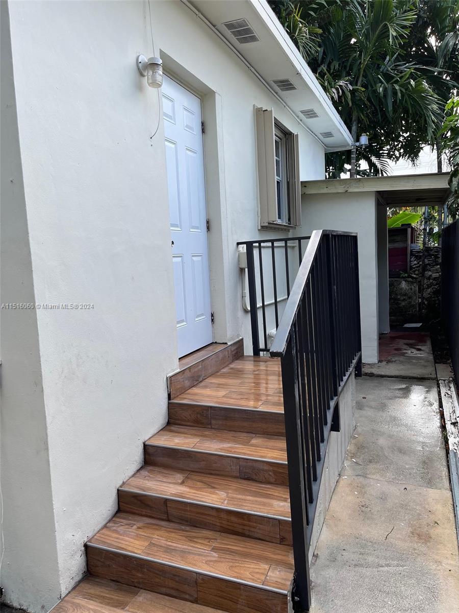 GRAPELAND - Residential Lease