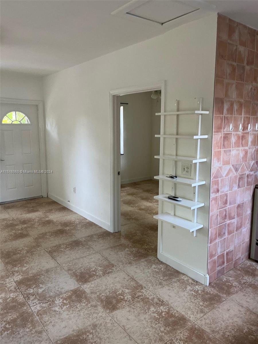 GRAPELAND - Residential Lease