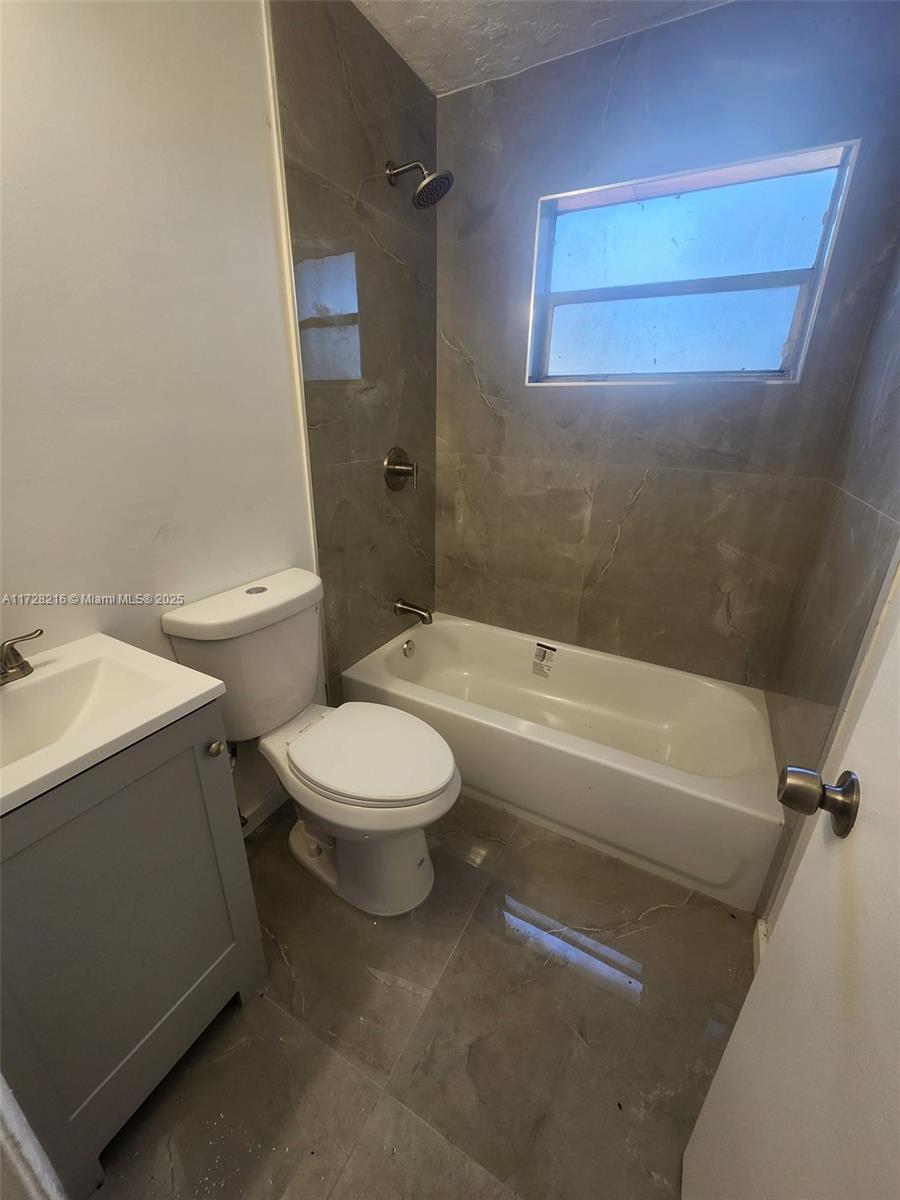 FRESHWATER 11TH & 12TH AV - Residential Lease