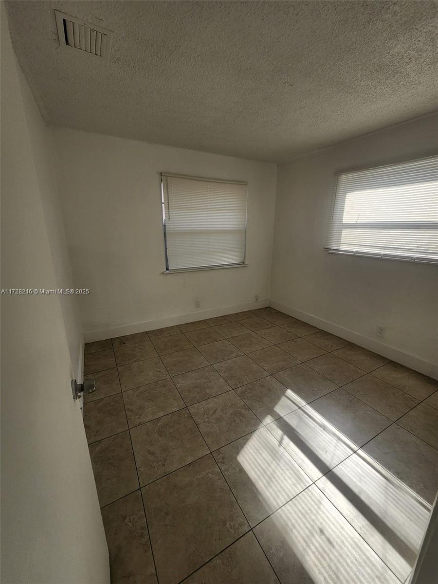 FRESHWATER 11TH & 12TH AV - Residential Lease