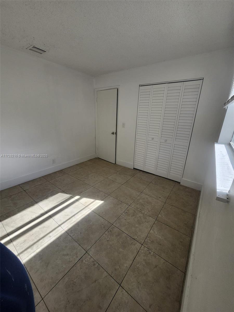 FRESHWATER 11TH & 12TH AV - Residential Lease