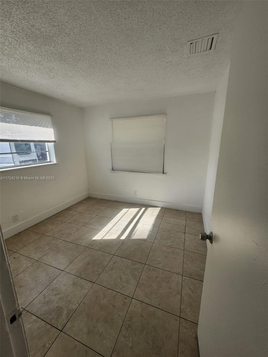 FRESHWATER 11TH & 12TH AV - Residential Lease