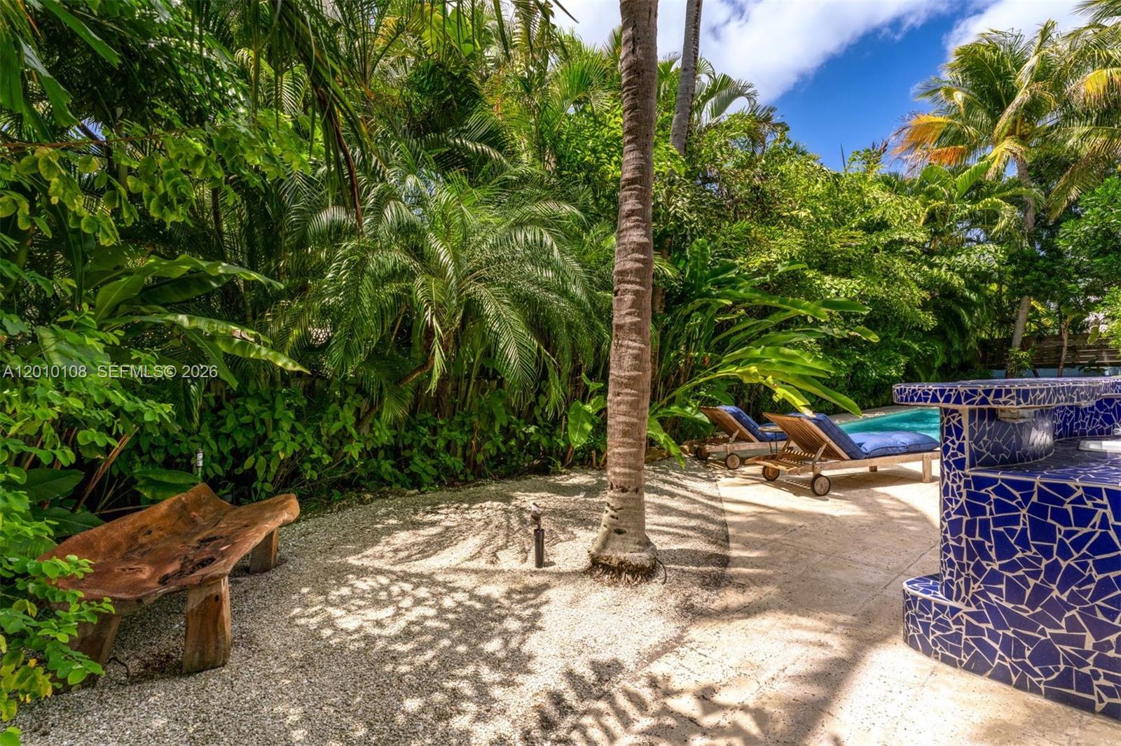 BISCAYNE KEY ESTATES - Residential