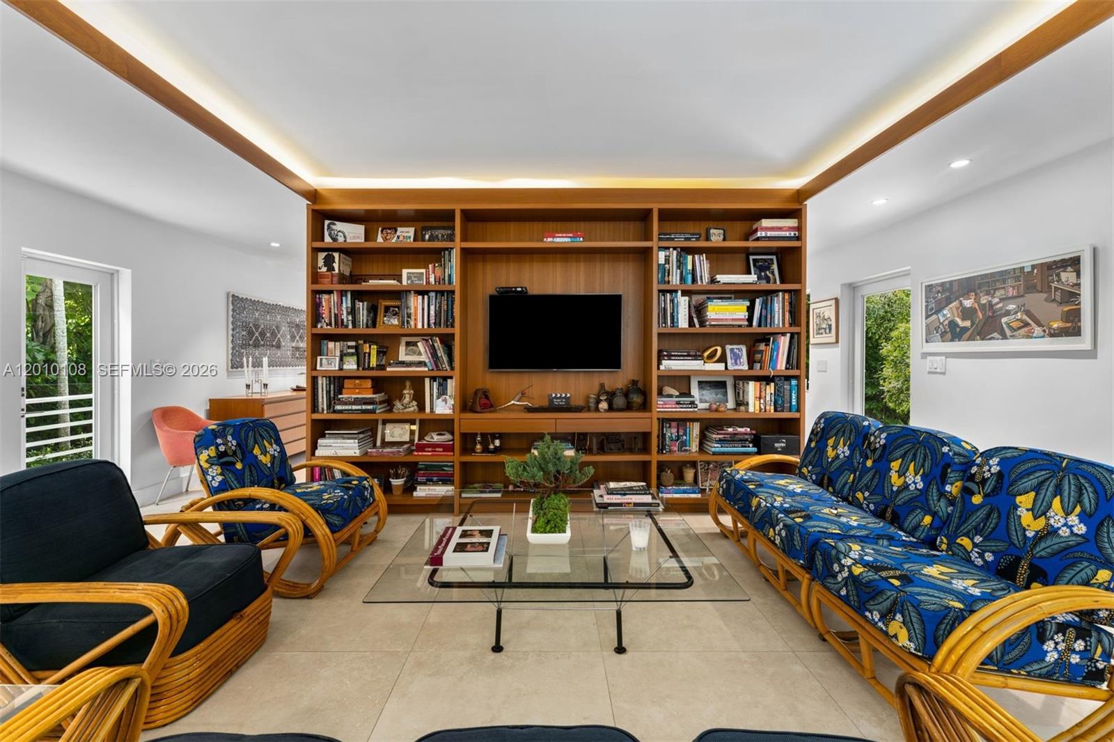 BISCAYNE KEY ESTATES - Residential