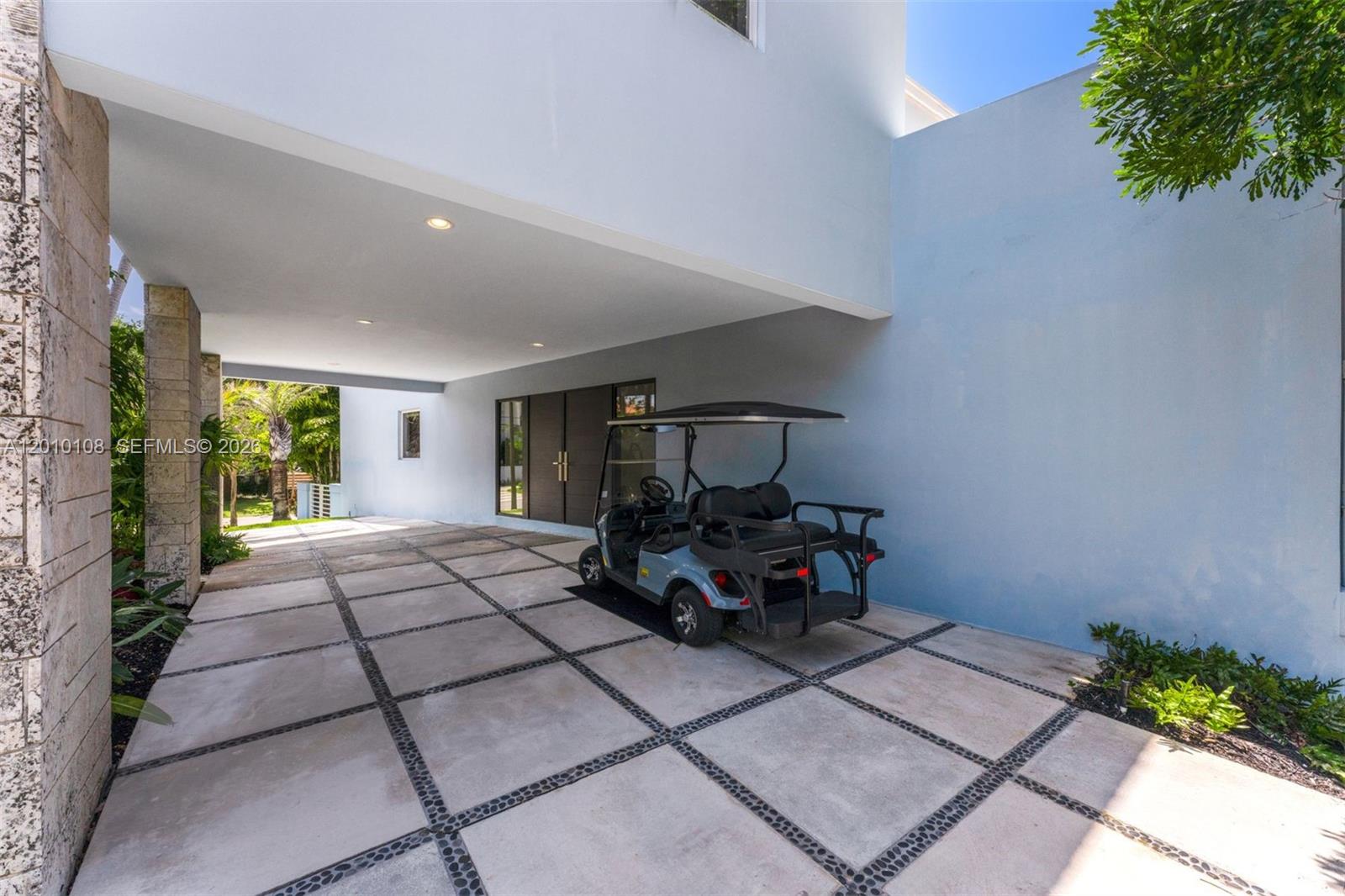 BISCAYNE KEY ESTATES - Residential