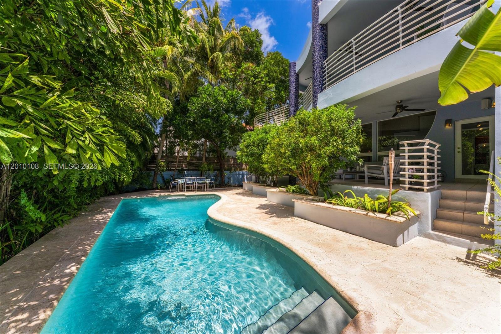 BISCAYNE KEY ESTATES - Residential