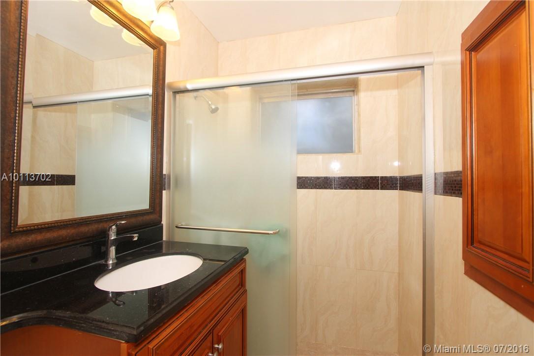 C GABLES RIVIERA SEC 6 - Residential