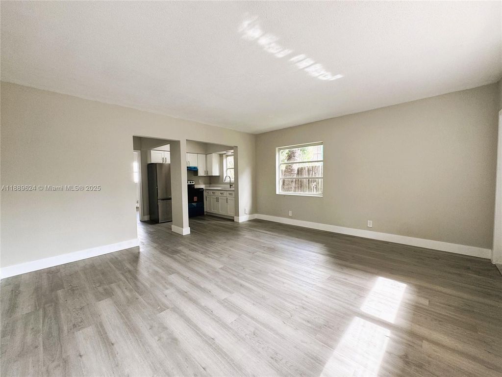 Photo of 4317 NE 21st Ave #2, Fort Lauderdale, FL 33308 (MLS # A11889624)