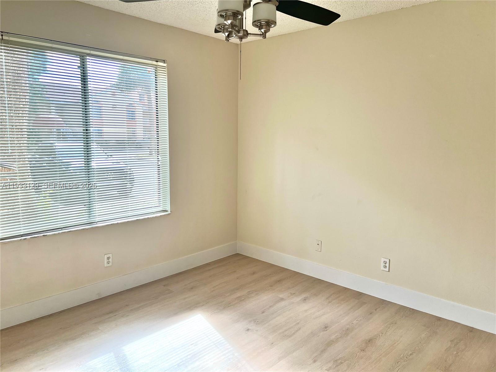 NAPOLI GARDENS AT CORAL SP - Residential Lease