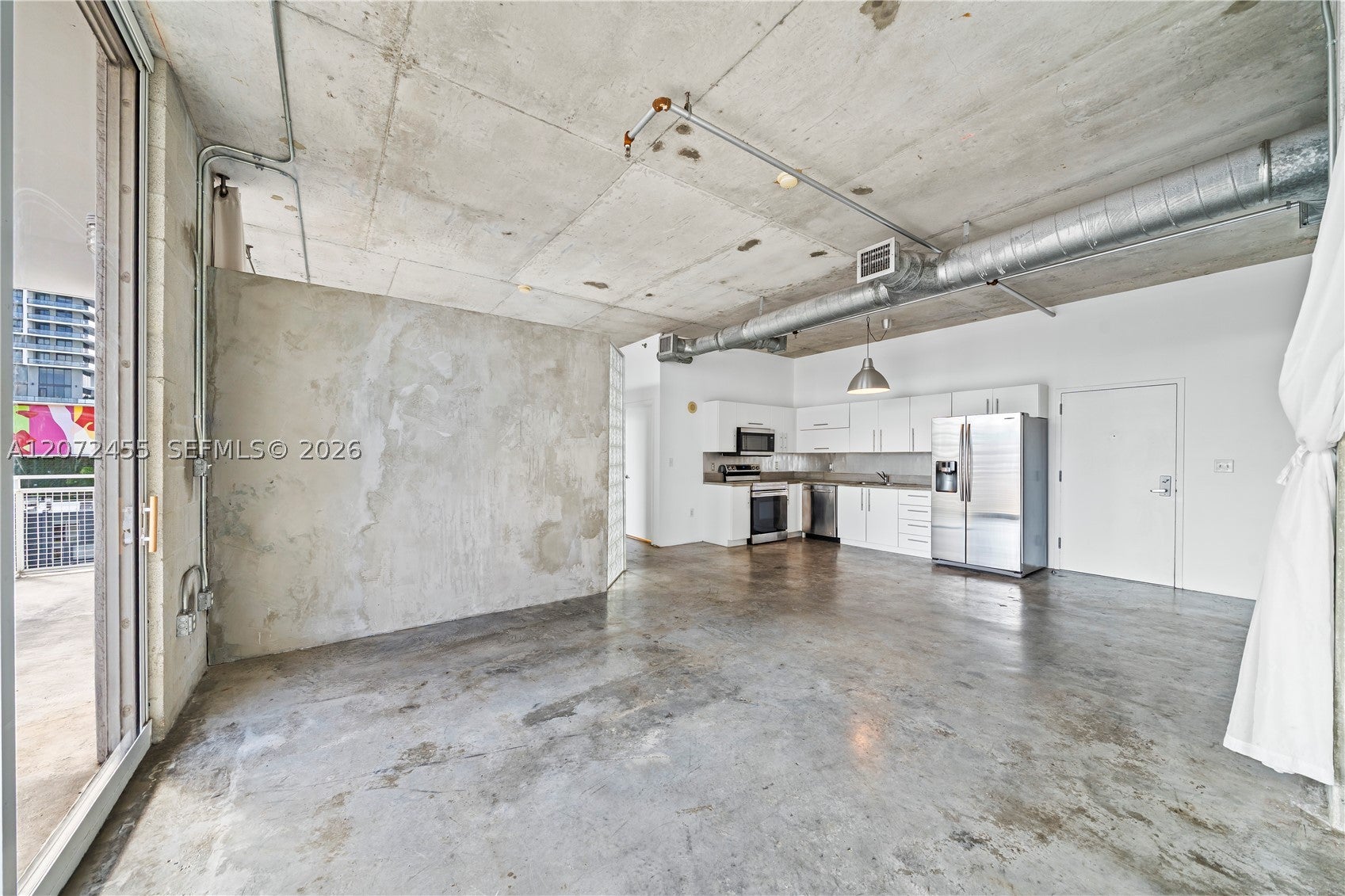 444 NE 30th St 702