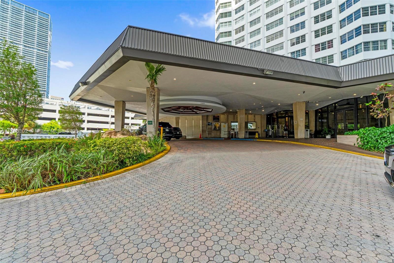 801 Brickell Bay Dr 361