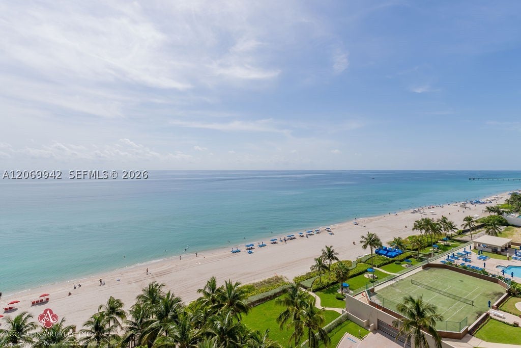 17749 Collins Ave 802